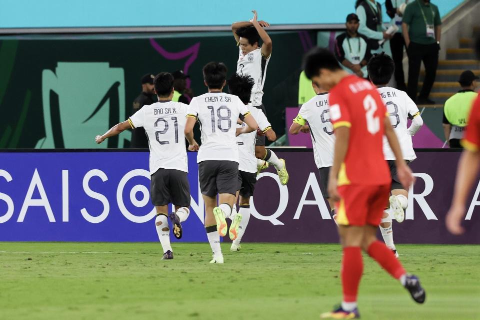 竞技宝首选平台-感谢崔康熙！他上赛季的病退，让中国U23拥有了一名带刀后卫